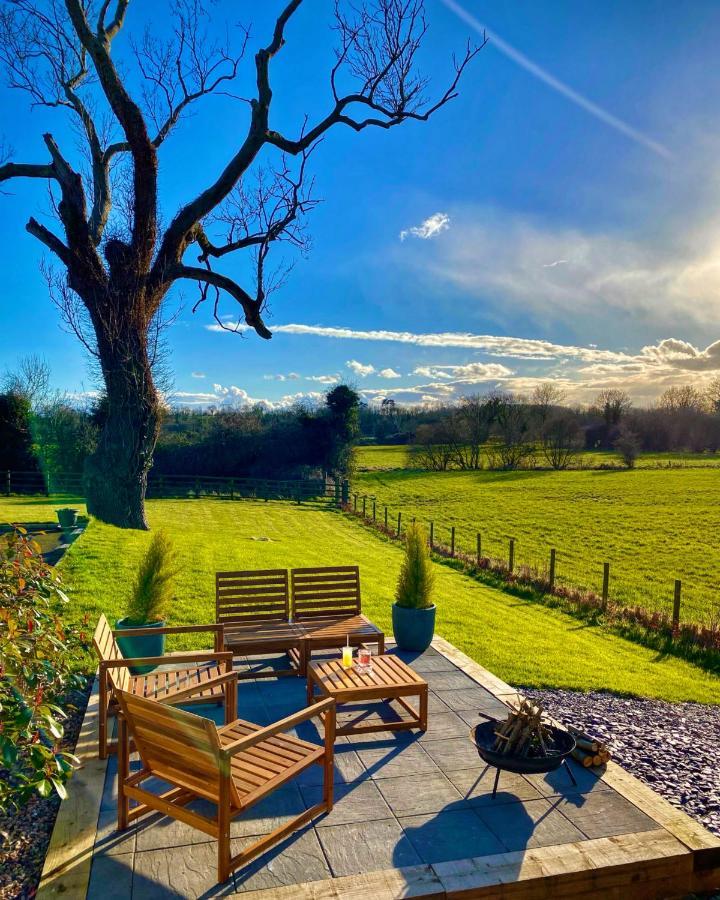 Villa Bailey'S Hideaway Portadown Esterno foto