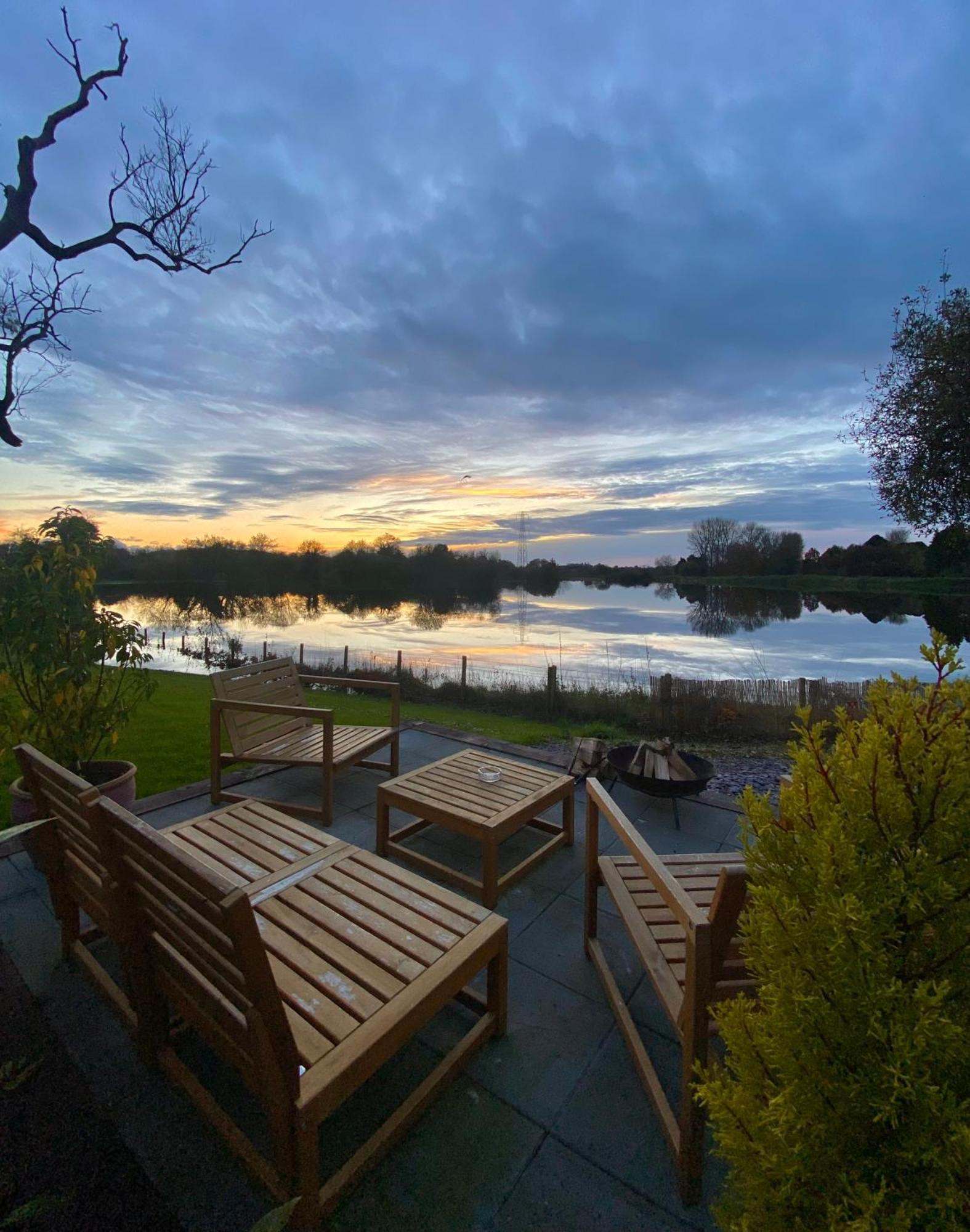 Villa Bailey'S Hideaway Portadown Esterno foto