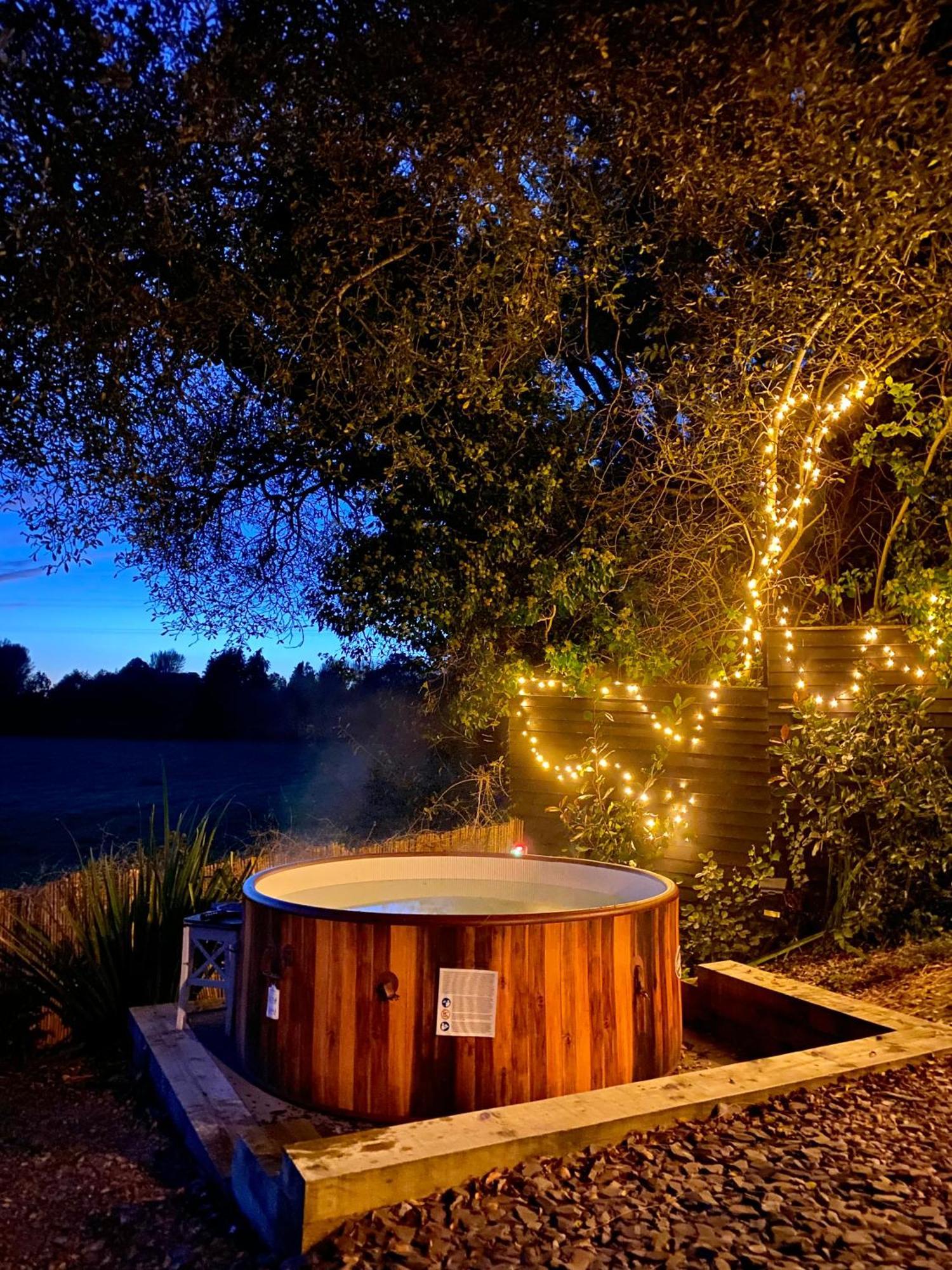 Villa Bailey'S Hideaway Portadown Esterno foto
